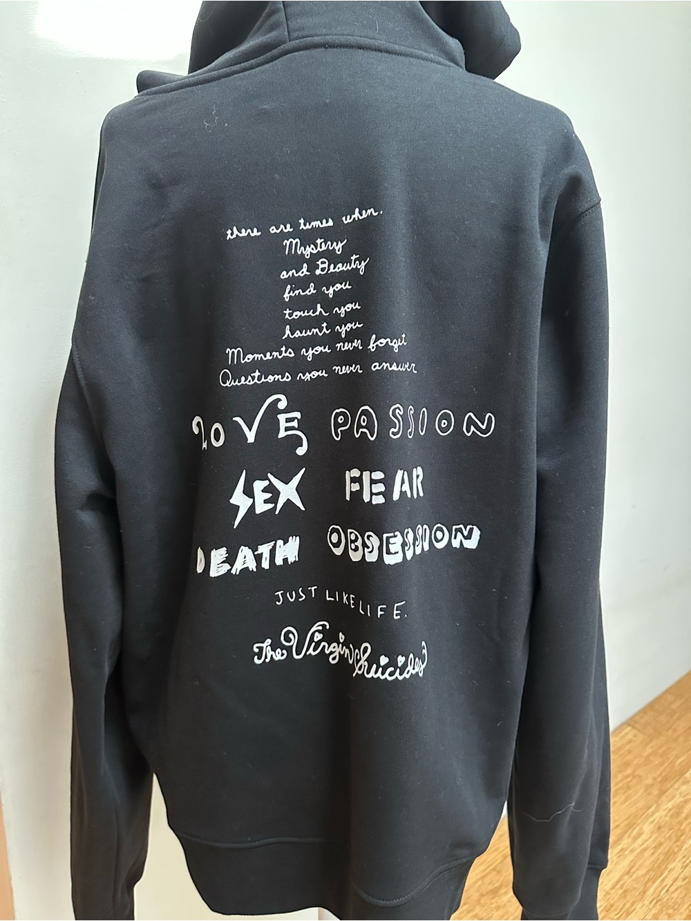 Heaven by Marc Jacobs The Virgin Suicides Black Hoodie XXL RARE - Picture 3 of 5